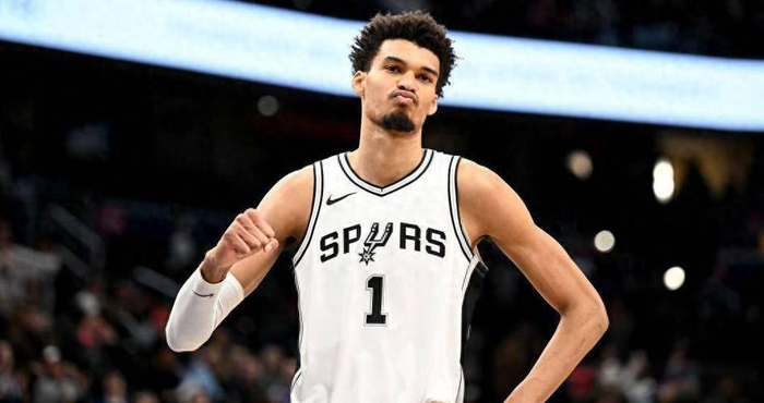 马刺八连胜刷新历史纪录 文班亚马领跑MVP榜