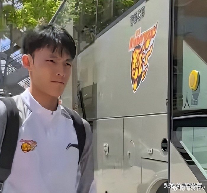 广东男篮出征广州陈家政回归引热议杜锋用人争